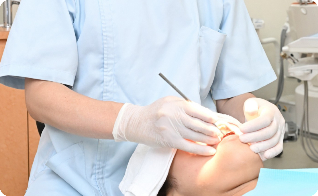 歯を残すため、予防中心の治療を